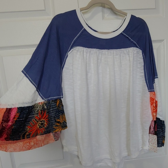 Gorgeous Boho Blouse - Picture 2 of 4